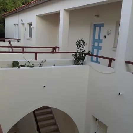 Apartament Limnaria West