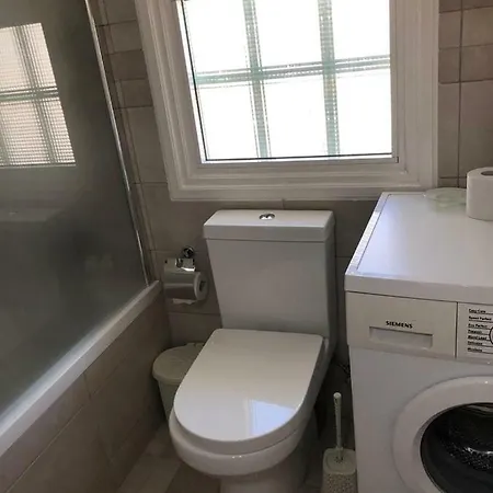 Apartament Limnaria West *